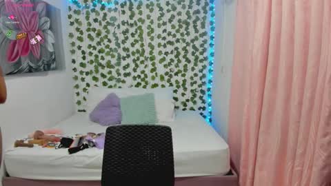 paulina online show from 10/04/25, 10:35