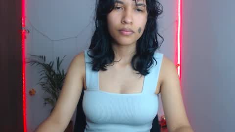 Paulina        online show from 12/02/25, 04:40
