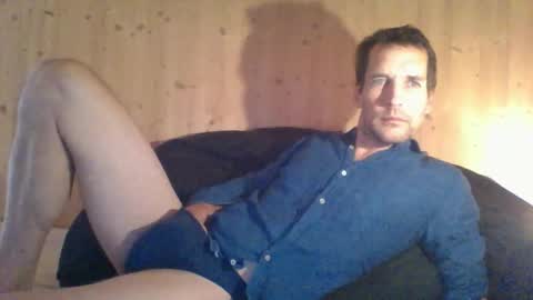 Snapshot of paueriwan chatting on 11/04/25, 07:40 paueriwan online show from 11/04/25, 07:40