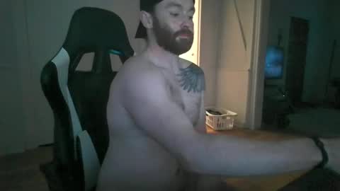 Snapshot of paul9333 chatting on 01/24/25, 12:41 shy online show from 01/24/25, 12:41