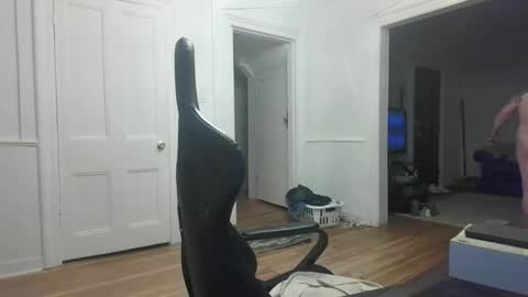 Snapshot of paul9333 chatting on 02/01/25, 11:54 shy online show from 02/01/25, 11:54