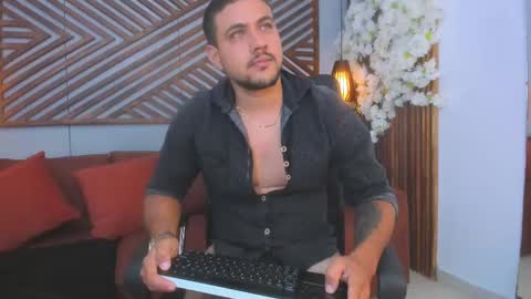 Paul Rivera online show from 09/19/25, 09:59