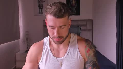 PAUL ROGER online show from 11/23/25, 05:13