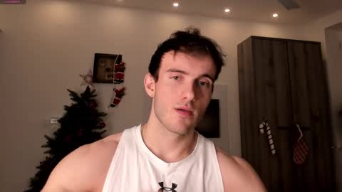 Snapshot of paul_rubini chatting on 01/10/26, 03:25 Paul online show from 01/10/26, 03:25