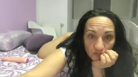 paula1442 online show from 03/09/25, 08:42