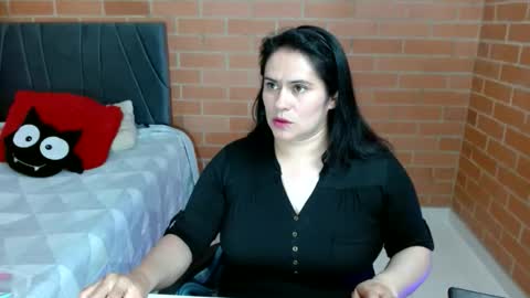 paula__117 online show from 06/08/26, 08:53