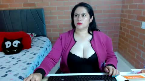 paula__117 online show from 07/08/26, 07:18