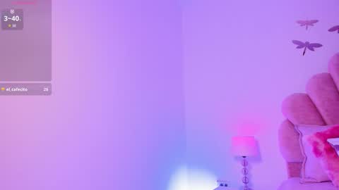 Snapshot of paula__evans chatting on 10/15/25, 02:39 Paula online show from 10/15/25, 02:39