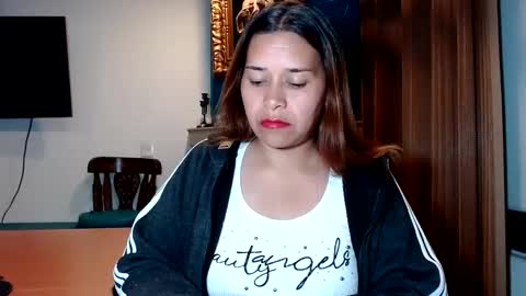 PAULA online show from 01/09/25, 02:11