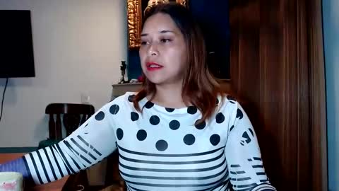 PAULA online show from 01/26/25, 03:59