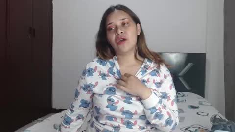 PAULA online show from 10/04/25, 03:26