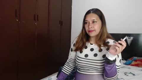 PAULA online show from 10/05/25, 06:01