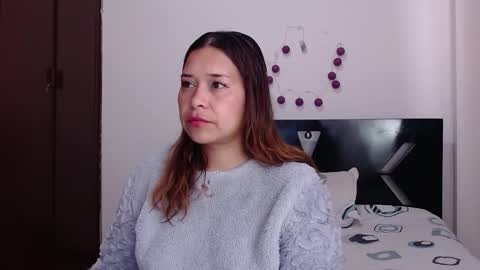 Snapshot of paula_anderson chatting on 11/23/25, 08:08 PAULA online show from 11/23/25, 08:08