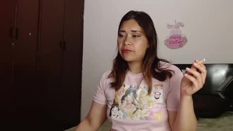 PAULA online show from 06/02/26, 04:14