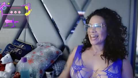 Paula online show from 10/20/25, 09:48