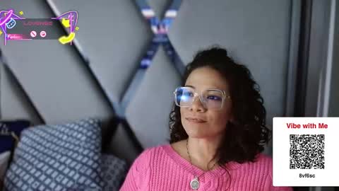 Paula online show from 11/21/25, 01:04