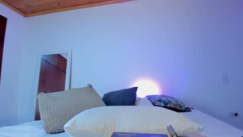 Paula perez - online show from 01/12/25, 03:07