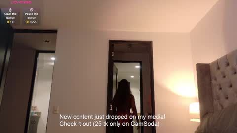 Paula Andrea online show from 07/19/26, 01:31