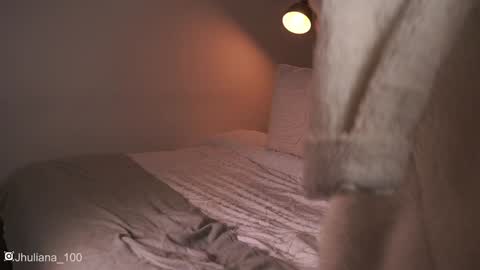Paula online show from 12/28/24, 03:47