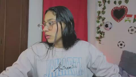 Snapshot of paulacutexs chatting on 07/01/26, 04:14 Paula online show from 07/01/26, 04:14