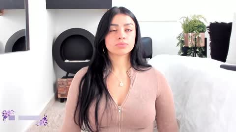      online show from 01/04/25, 03:07