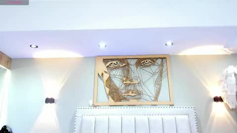      online show from 09/17/25, 07:04