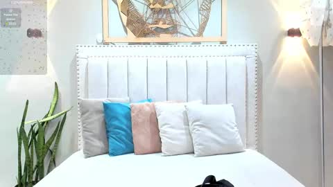      online show from 09/28/25, 05:29