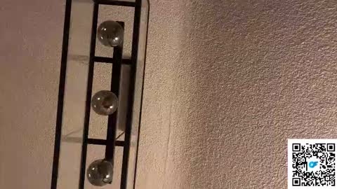 toni-paul online show from 10/19/25, 04:13