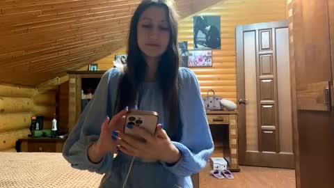 Ashley Cooper online show from 09/10/25, 04:51
