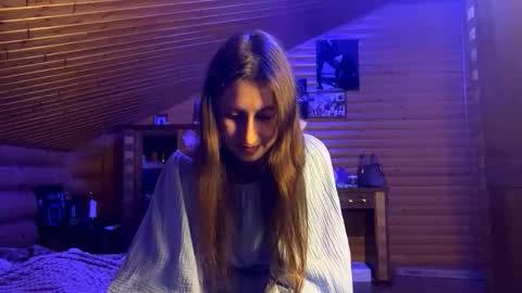 Ashley Cooper online show from 09/12/25, 04:18