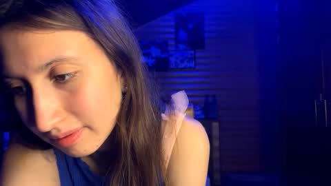 Ashley Cooper online show from 09/21/25, 07:48