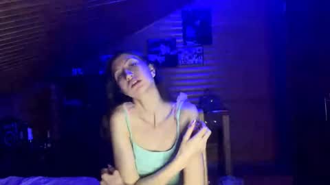 Ashley Cooper online show from 10/15/25, 05:13