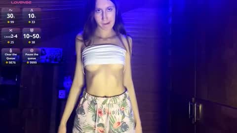 Ashley Cooper online show from 10/18/25, 05:25