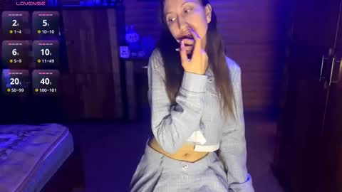 Ashley Cooper online show from 10/20/25, 05:35