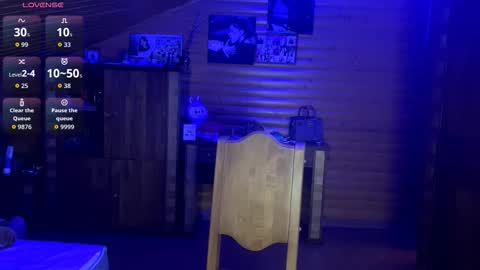 Ashley Cooper online show from 10/26/25, 05:19