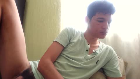 Snapshot of paulhot18 chatting on 11/02/25, 08:33 Paul Mklain online show from 11/02/25, 08:33