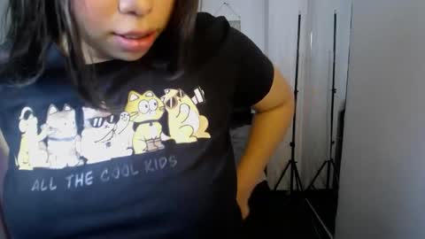 Snapshot of paulina07_ chatting on 06/01/26, 01:35 paulina07_ online show from 06/01/26, 01:35