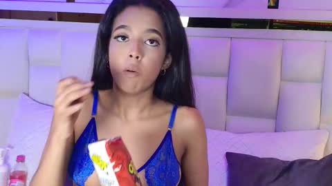 Paulina  online show from 11/24/25, 08:08