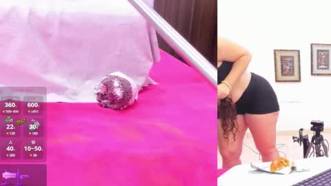 Paulina Davis  online show from 01/22/25, 03:20