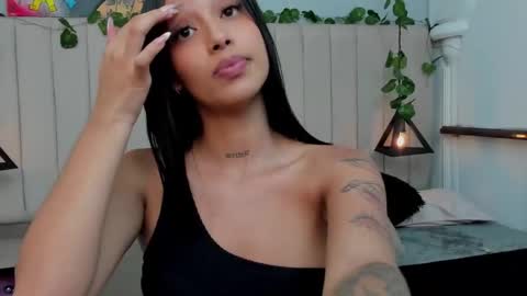 PAULINA  online show from 11/11/25, 10:32