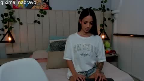 PAULINA  online show from 01/15/26, 09:29