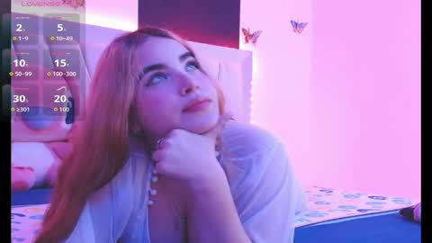 Snapshot of paulina_quintero18 chatting on 03/14/26, 03:45 Pau online show from 03/14/26, 03:45