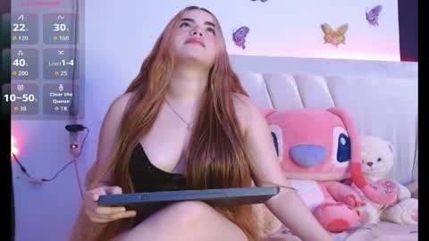 Snapshot of paulina_quintero18 chatting on 03/29/26, 04:01 Pau online show from 03/29/26, 04:01