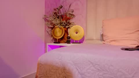 Paulina  online show from 09/19/25, 11:44