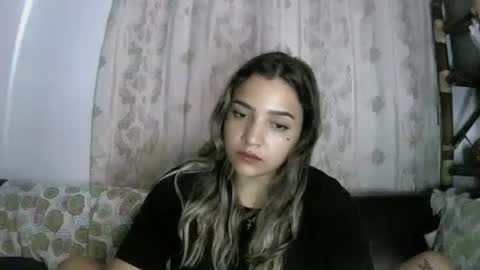 Snapshot of paulina_x_x chatting on 05/07/26, 08:31 paulina_x_x online show from 05/07/26, 08:31