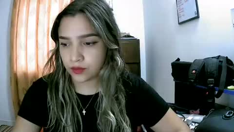 Snapshot of paulina_x_x chatting on 06/14/26, 10:56 paulina_x_x online show from 06/14/26, 10:56