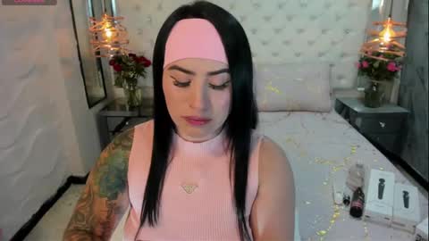 paulinabelen21 online show from 02/18/25, 03:10