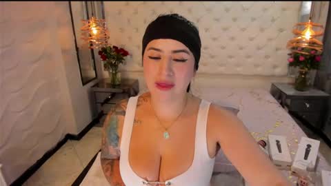 paulinabelen21 online show from 02/19/25, 06:33