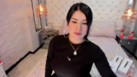 paulinabelen21 online show from 02/27/25, 03:14