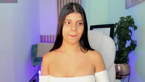 Paulina Belle online show from 01/12/25, 10:23